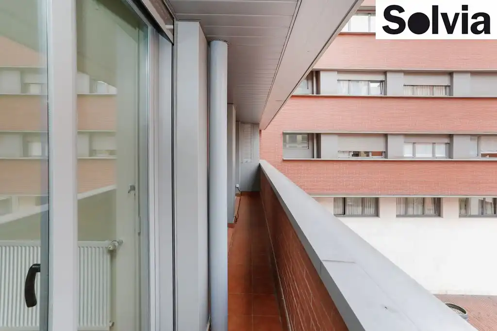 Piso con ascensor en venta en Espinosa Orive Doktorearen Kalea 9, imagen 15