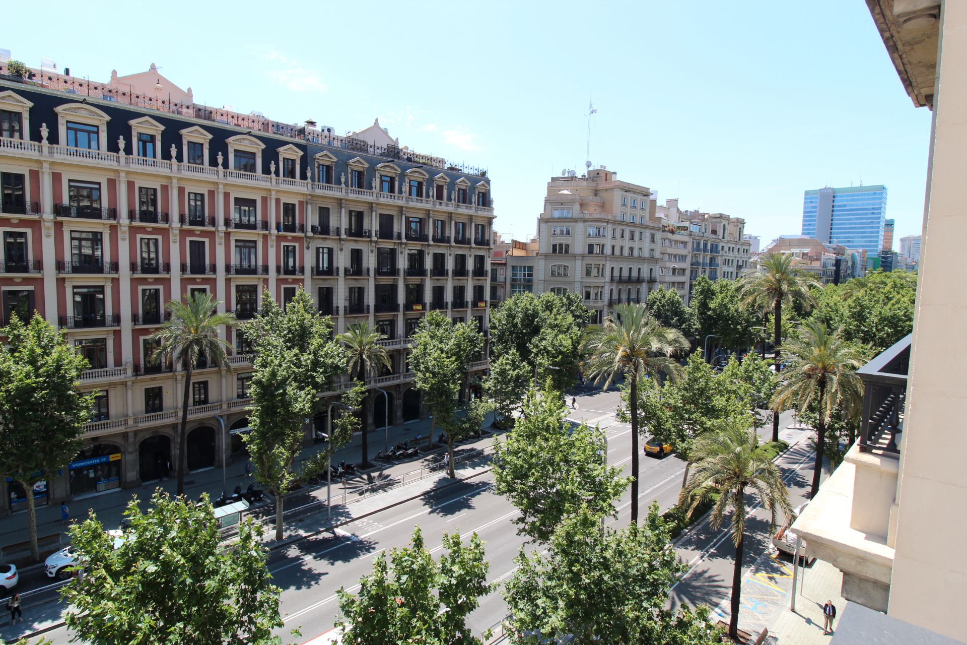 Vista exterior de Oficina en venda en  Barcelona Capital amb Aire condicionat, Calefacció i Traster