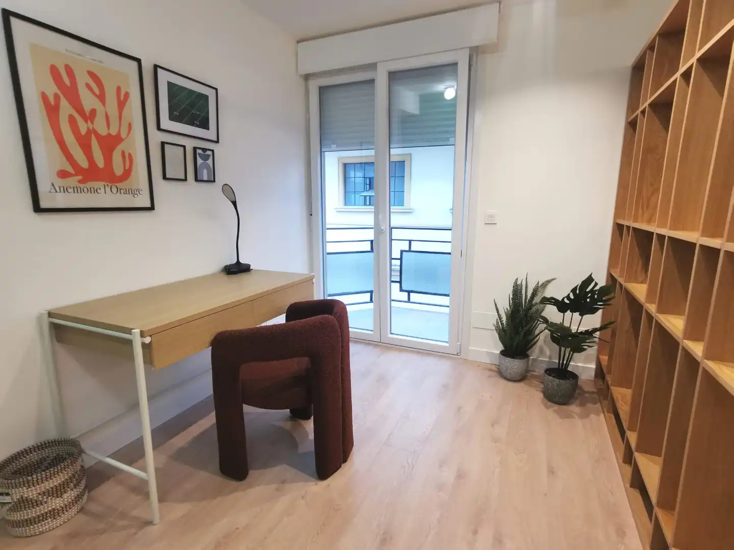 Dormitori de Pis de lloguer en Granada amb Aire condicionat, Parquet i Moblat