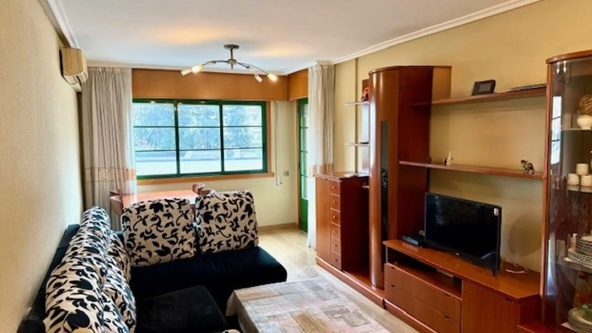 Sala d'estar de Pis en venda en Montcada i Reixac amb Aire condicionat, Calefacció i Traster