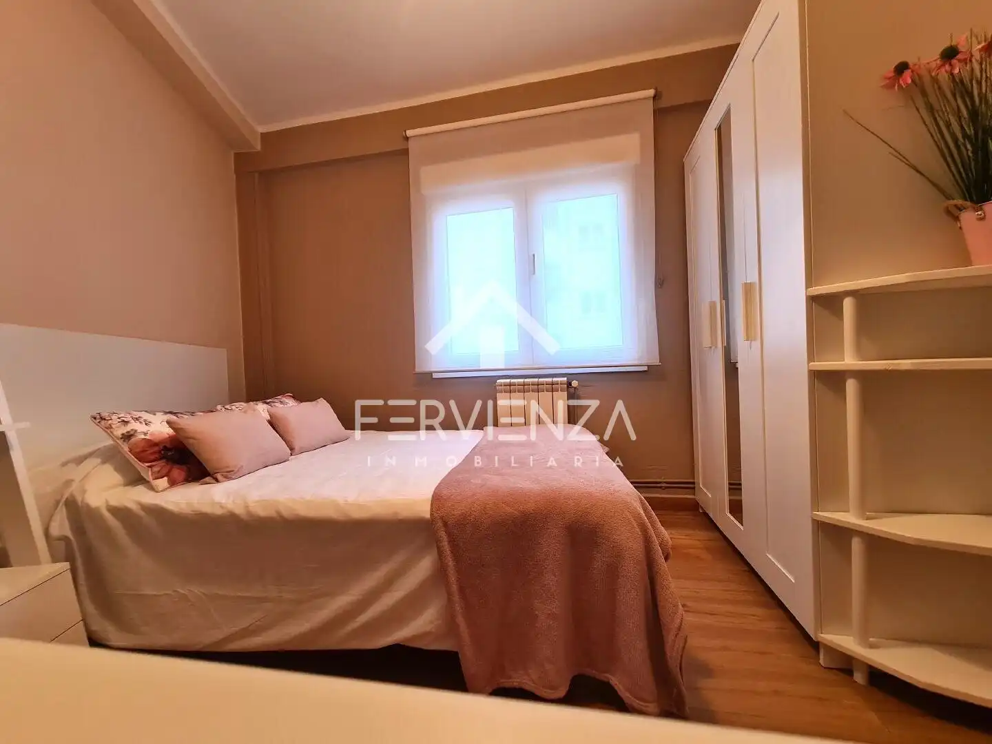 Dormitori de Pis en venda en Oviedo 