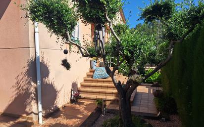 Jardí de Casa adosada en venda en Girona Capital amb Aire condicionat i Terrassa