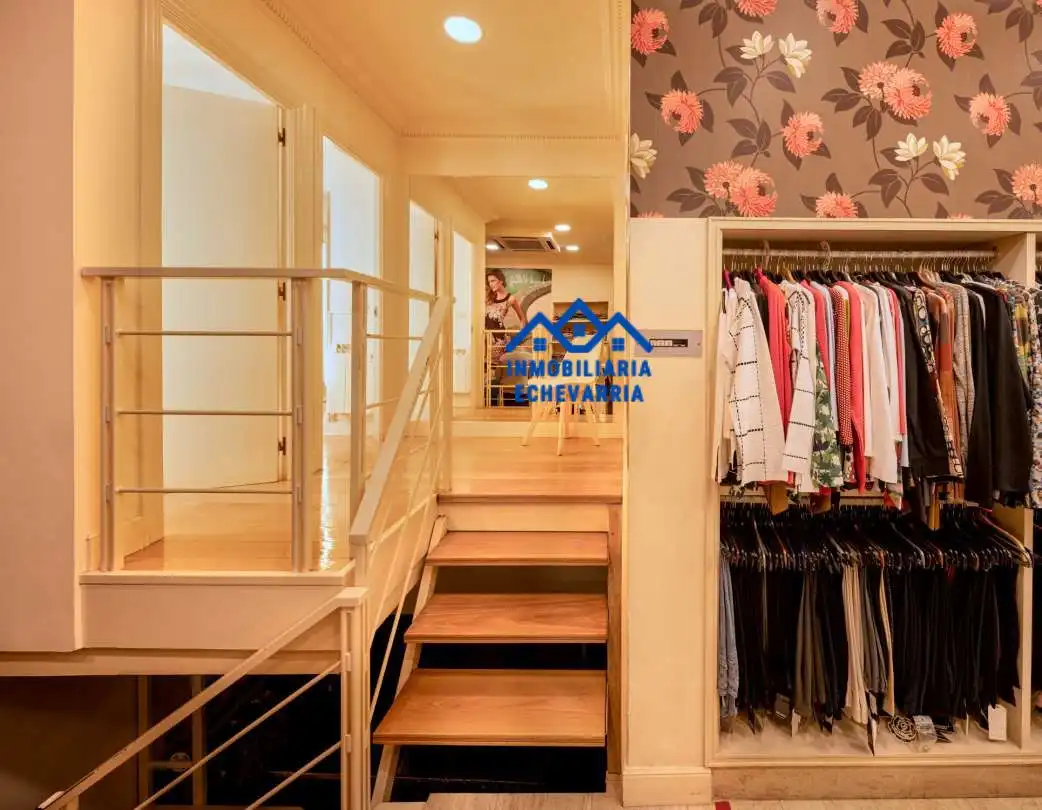 Business premises to rent in Las Arenas, imagen 2