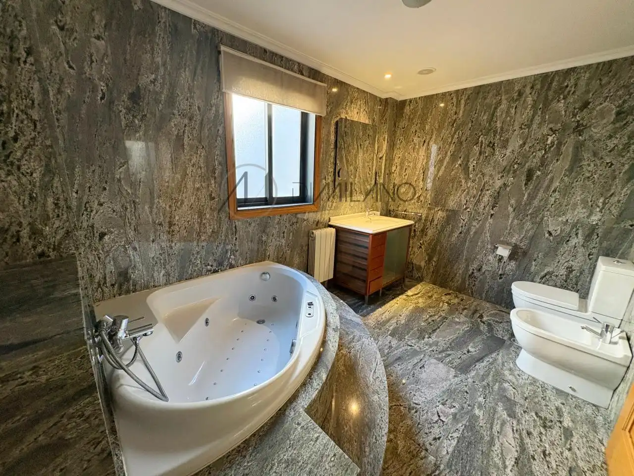 Baño de Ático en venta en Ponteareas, Pontevedra