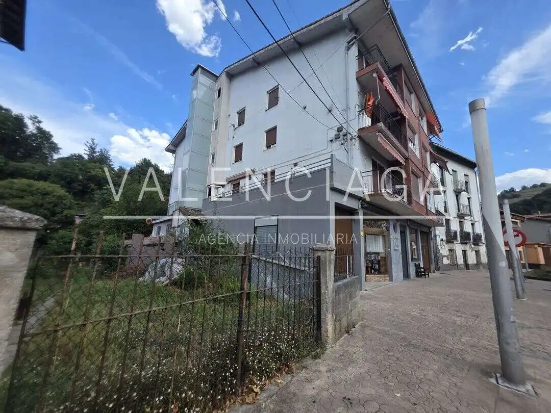 Vista exterior de Pis en venda en Legorreta amb Calefacció i Balcó