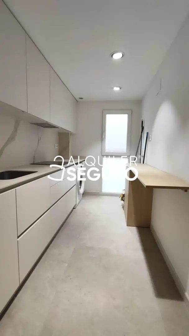 Küche von Wohnung zur Miete in Valencia mit Klimaanlage und Heizung