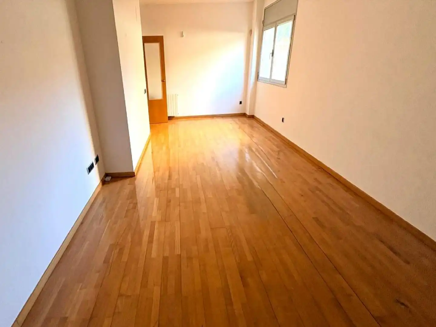 Sala d'estar de Pis en venda en Vilafant amb Terrassa i Traster