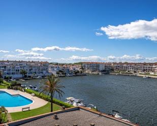 Swimming pool of Apartment to rent in Empuriabrava  with Air Conditioner, Terrace and Furnished