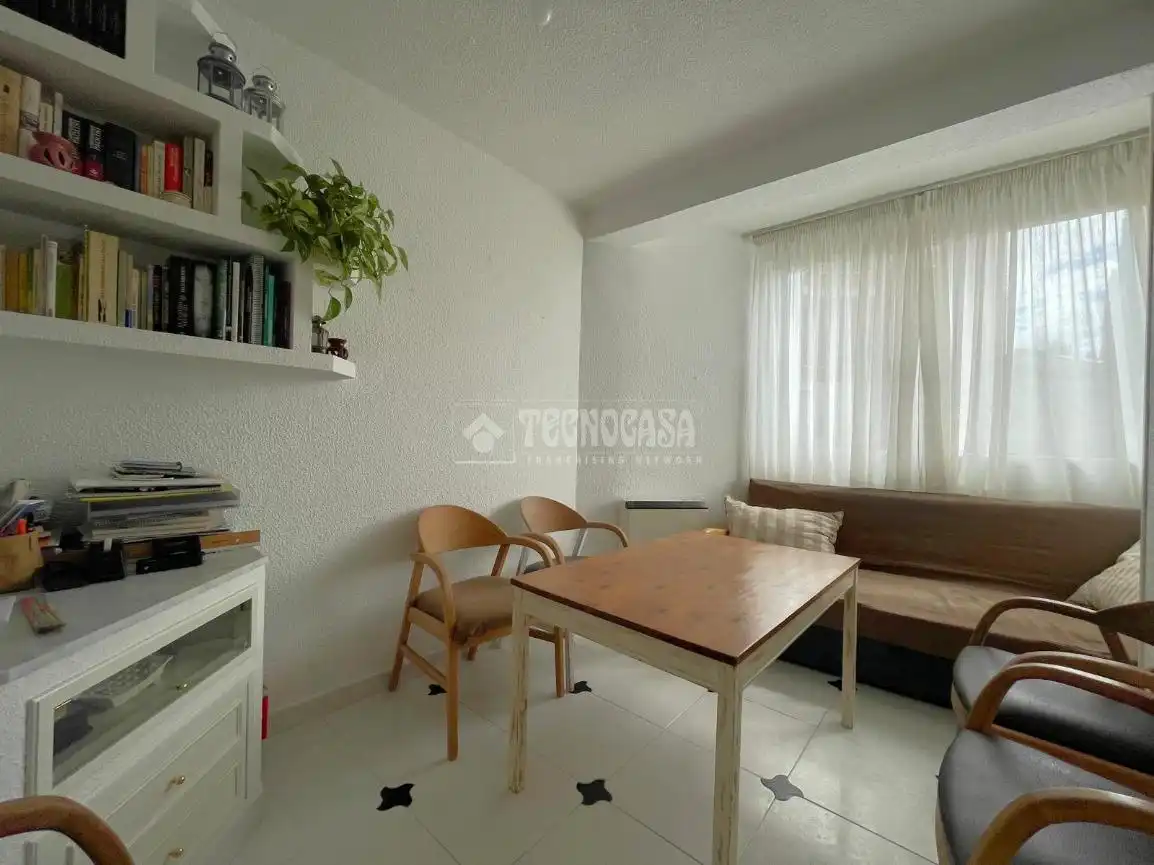 Sala de estar de Piso en venta en San Agustín del Guadalix con Calefacción, Terraza y Amueblado