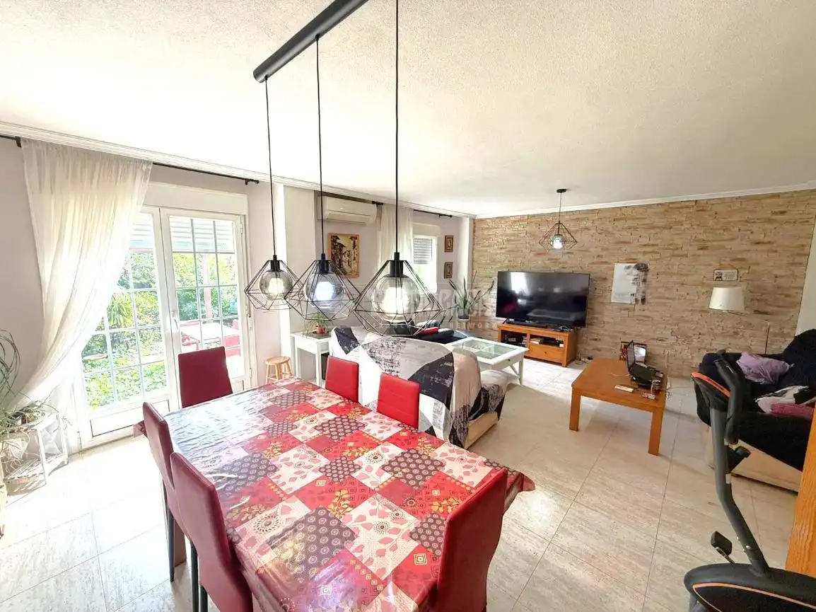 Sala de estar de Casa adosada en venta en Seseña con Aire acondicionado
