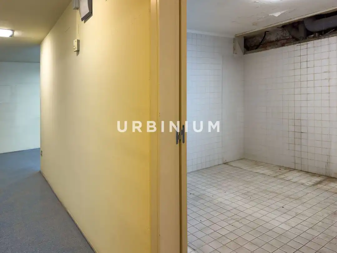 Business premises to rent in Carrer Juli Garreta, imagen 16