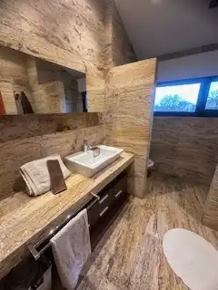 Bathroom of Houses for sale in Sariegos  with Air Conditioner, Heating and Private garden