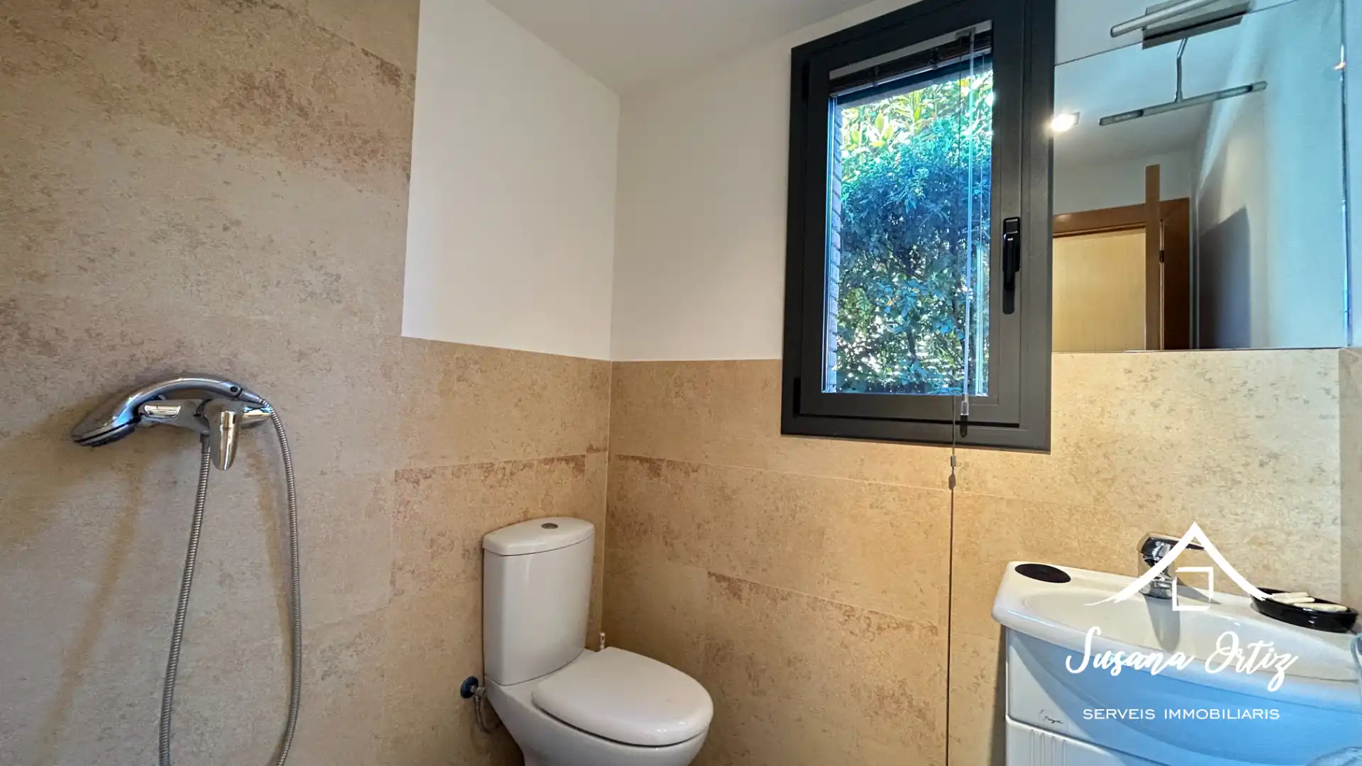 Baño de Casa o chalet en venta en Abrera con Aire acondicionado, Calefacción y Jardín privado