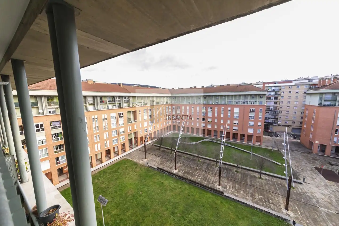 Exterior view of Flat for sale in  Pamplona / Iruña  with Heating, Parquet flooring and Terrace
