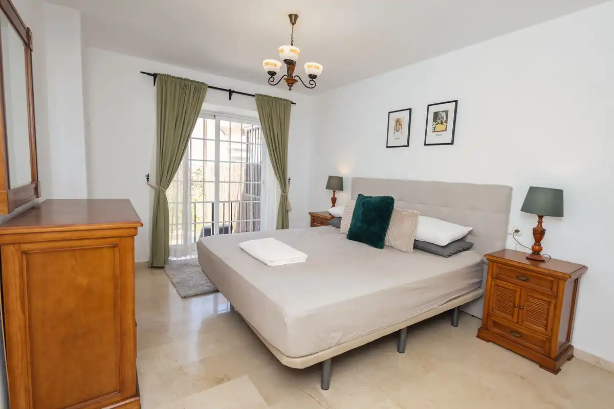 Terraced house with pool for sale in Riviera del Sol, imagen 11