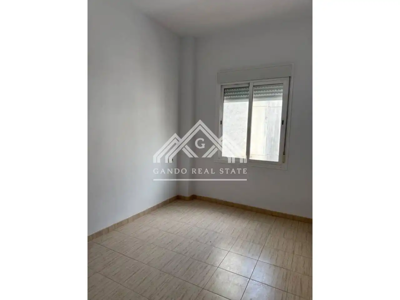 Habitación de Piso en venta en Utrera con Trastero y Balcón