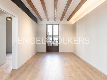 Appartamento con balcone in vendita a Ciutat Vella