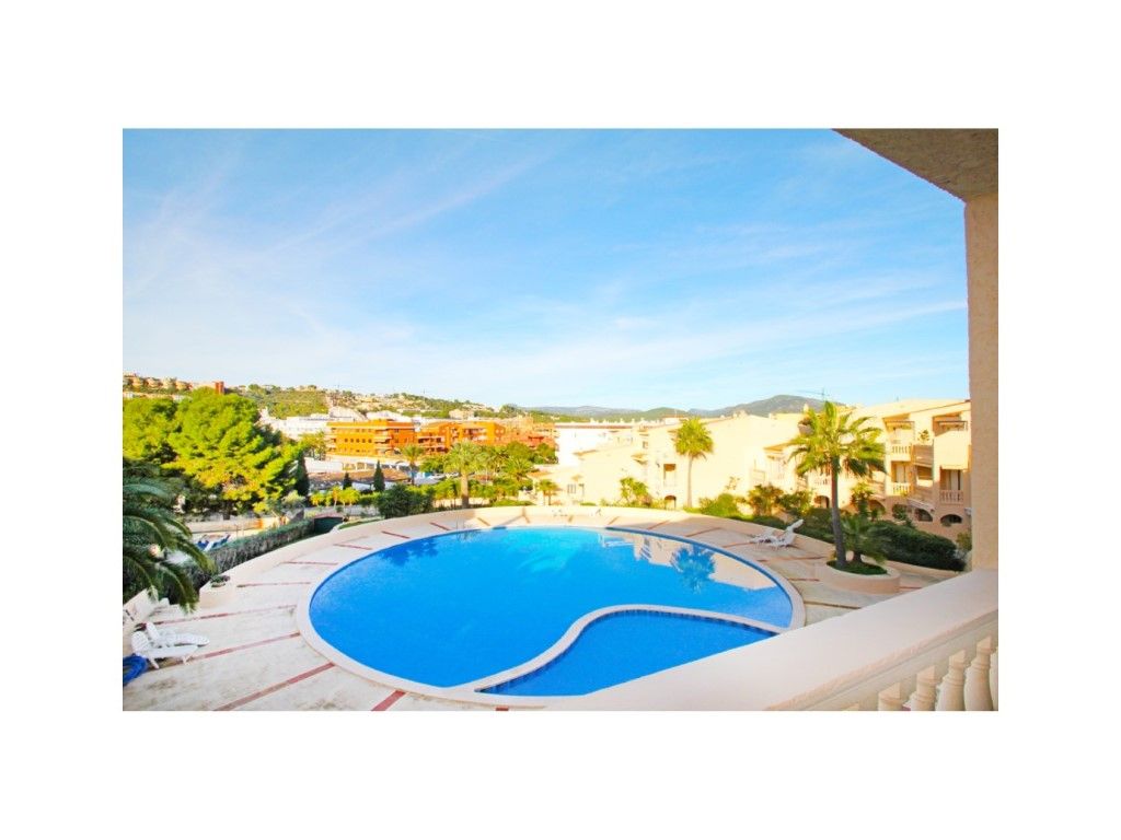 Swimming pool of Apartment to rent in Calvià  with Air Conditioner, Terrace and Swimming Pool