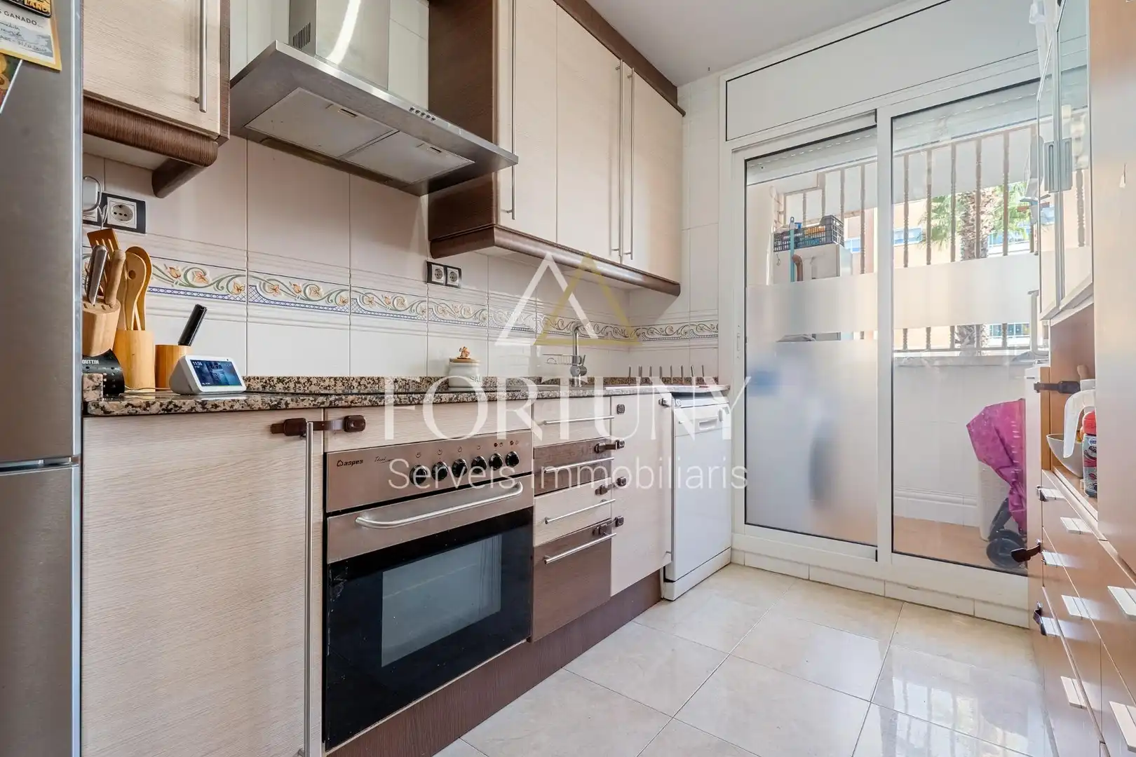 Küche von Wohnung zum Verkauf in Reus mit Privatgarten, Parkett und Terrasse