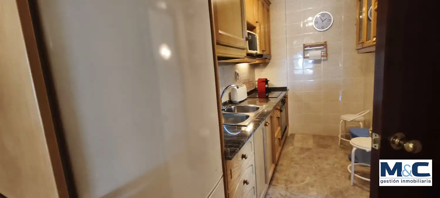 Cuina de Àtic en venda en Salou amb Calefacció, Terrassa i Moblat