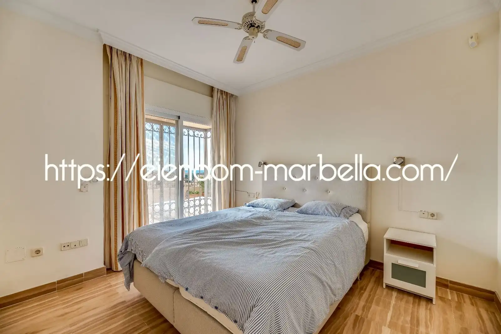 Habitación de Apartamento en venta en Marbella con Aire acondicionado, Calefacción y Terraza