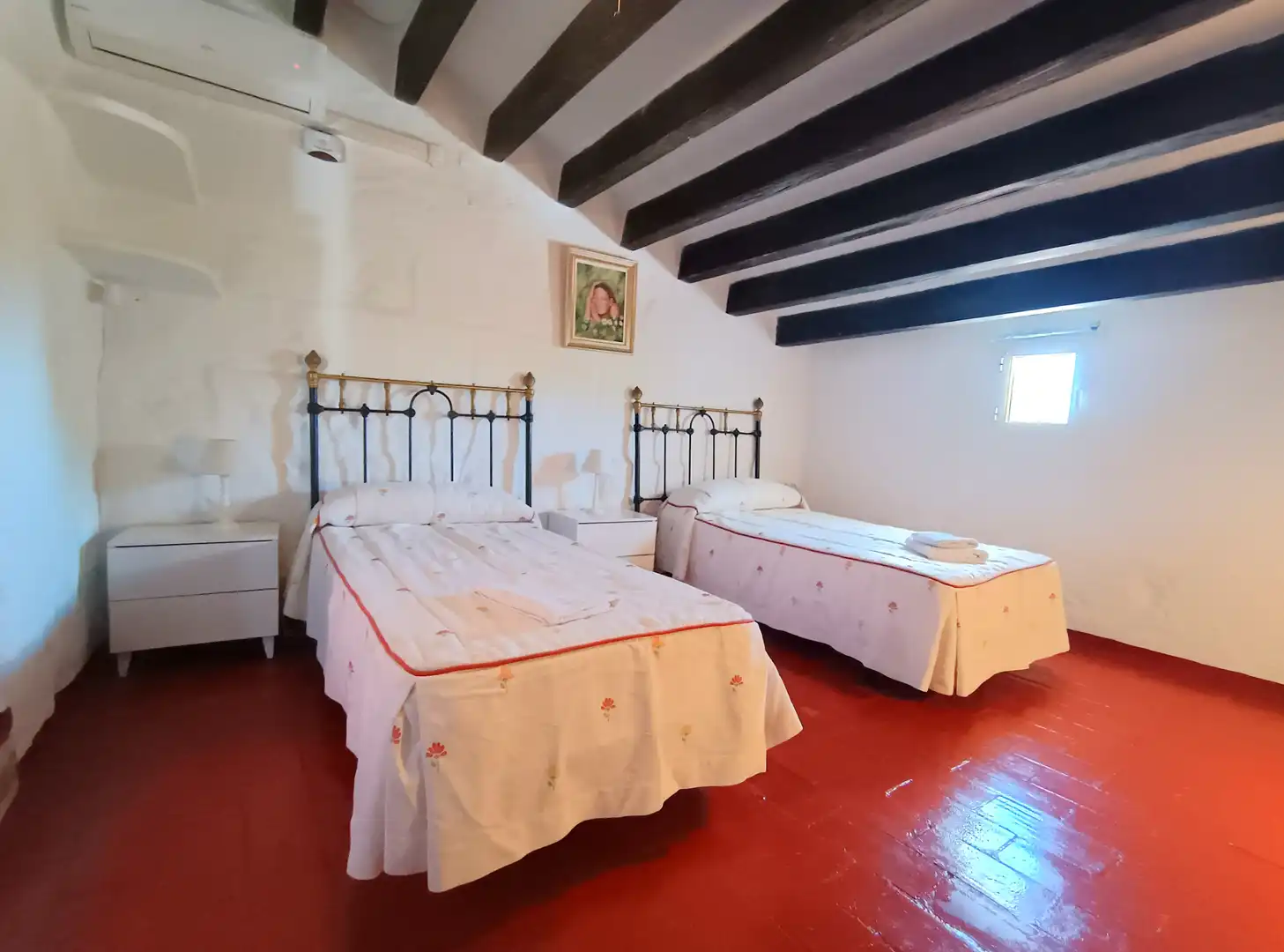 Habitación de Finca rústica en venta en Es Castell con Aire acondicionado, Calefacción y Jardín privado