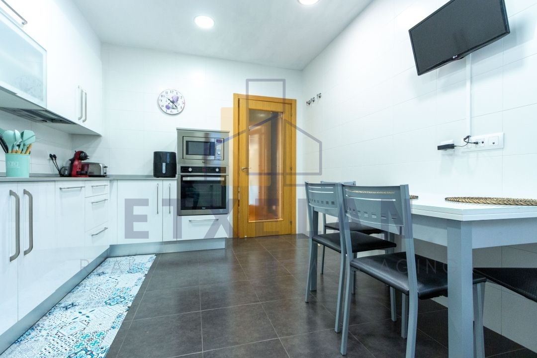 Cocina de Piso en venta en Markina-Xemein con Calefacción, Terraza y Trastero