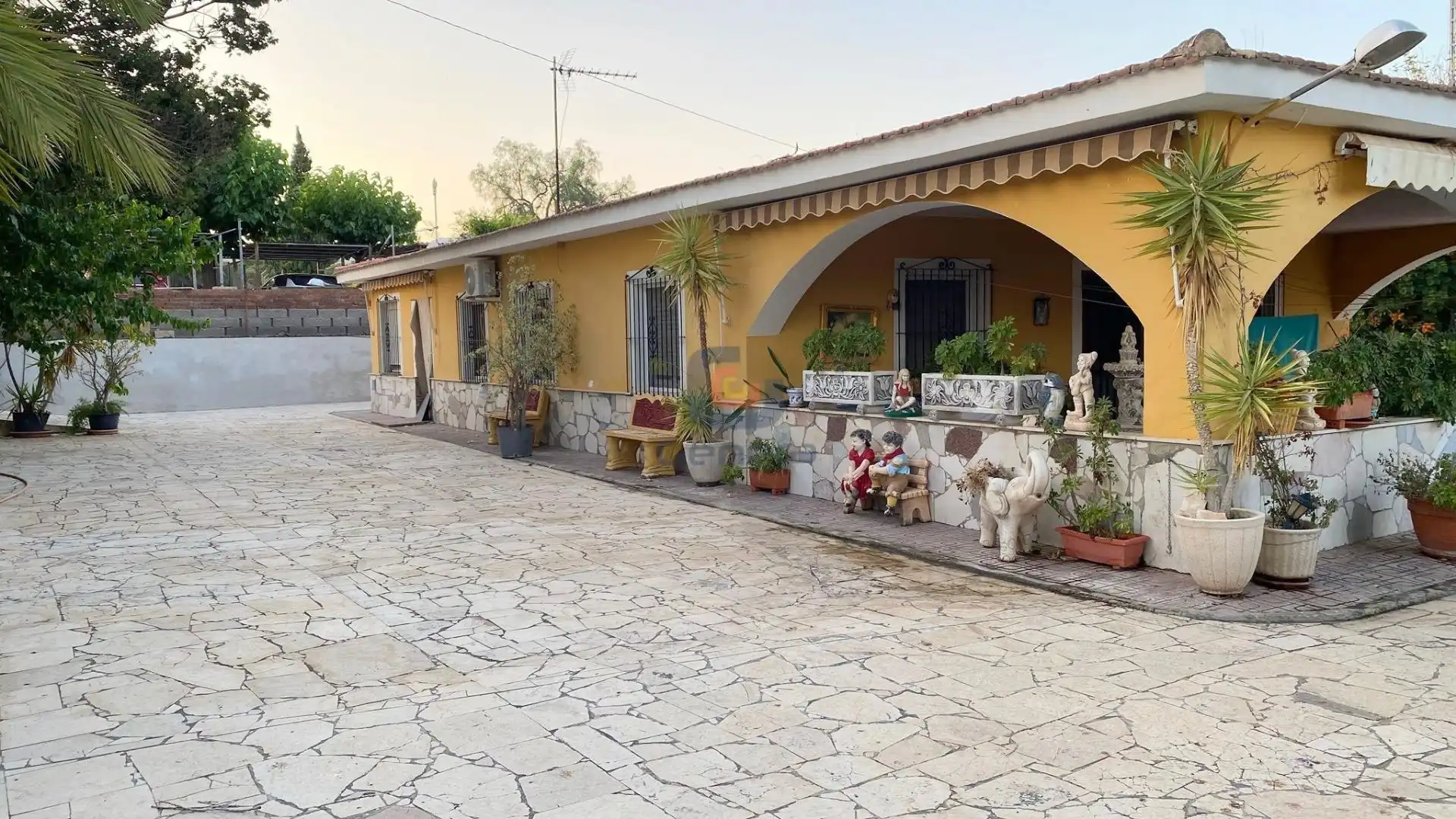 Vista exterior de Casa o chalet en venta en Agost con Aire acondicionado, Terraza y Trastero