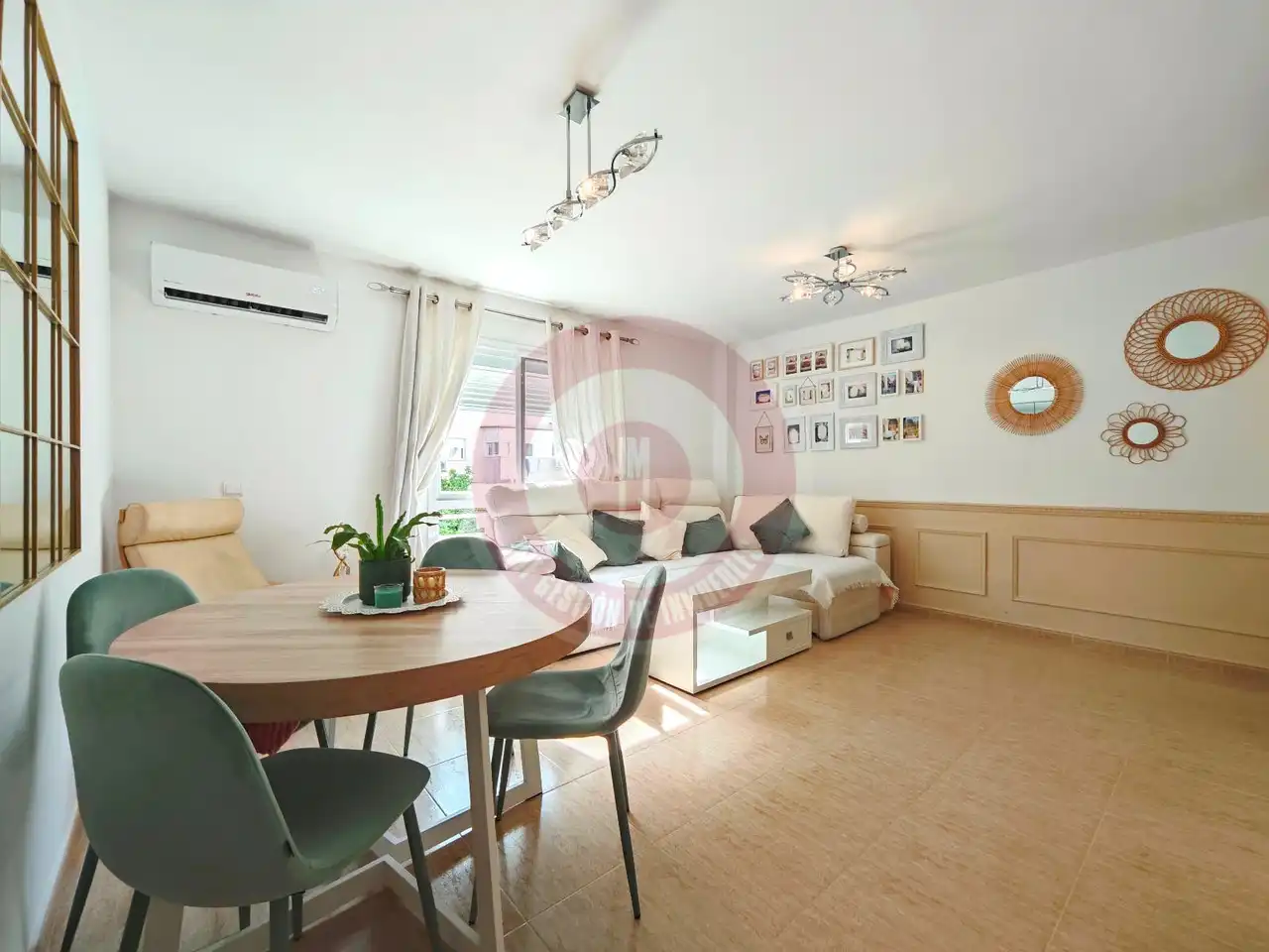 Sala de estar de Piso en venta en Vélez-Málaga con Aire acondicionado y Terraza