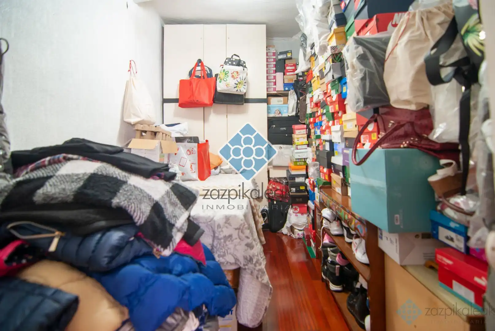 Flat for sale in Bilbao   with Heating and Balcony