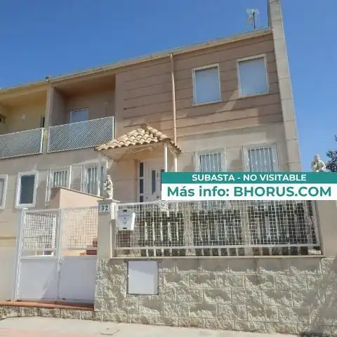 Vista exterior de Casa o xalet en venda en Villarejo de Salvanés amb Piscina