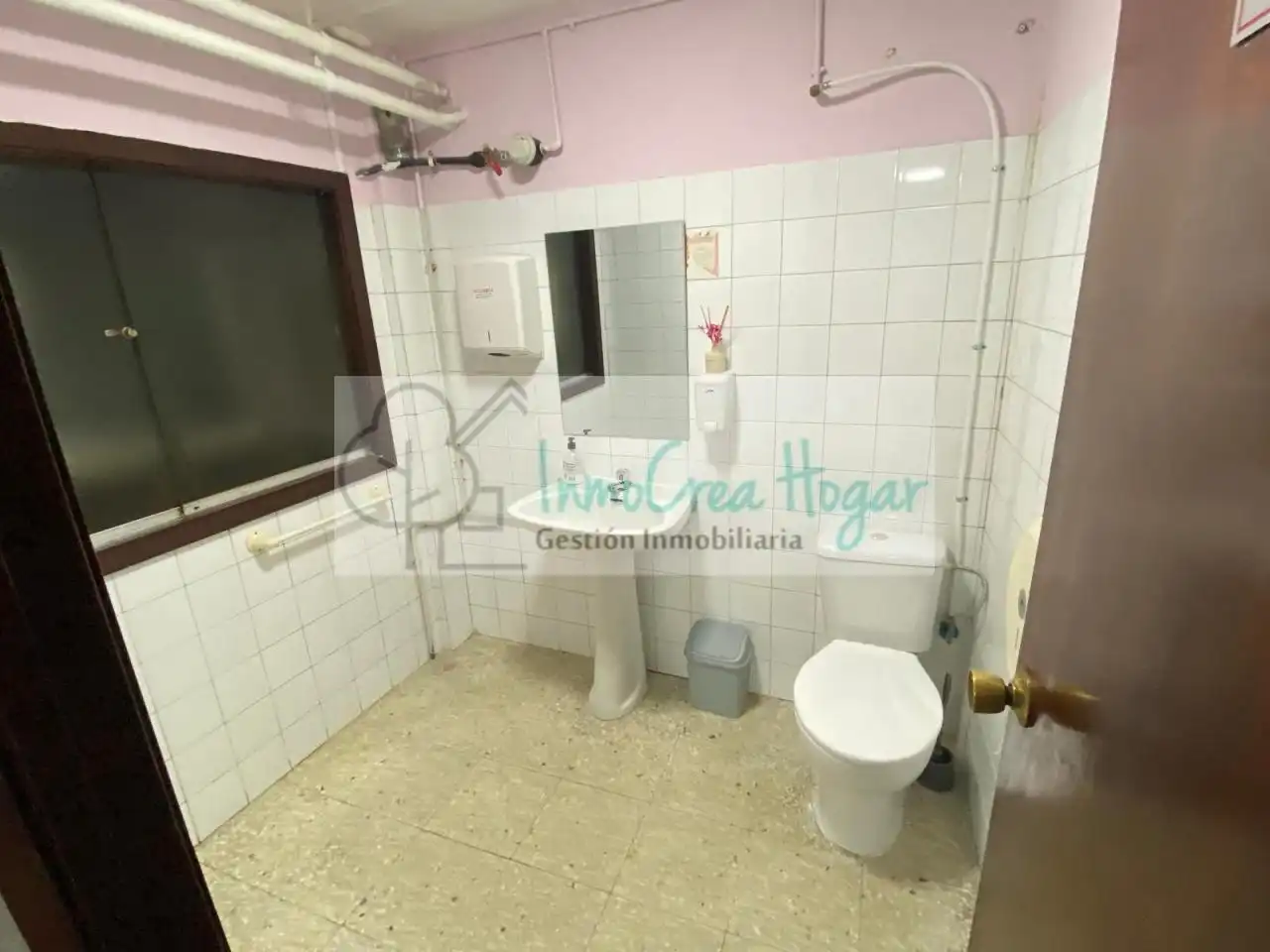 Local comercial en alquiler en Ponteareas, imagen 9