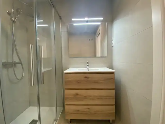 Baño de Dúplex en venta en Montcada i Reixac con Aire acondicionado, Calefacción y Terraza