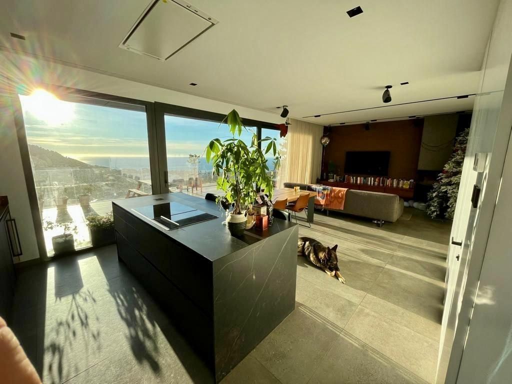 Sala d'estar de Casa o xalet en venda en Mijas amb Aire condicionat, Calefacció i Jardí privat