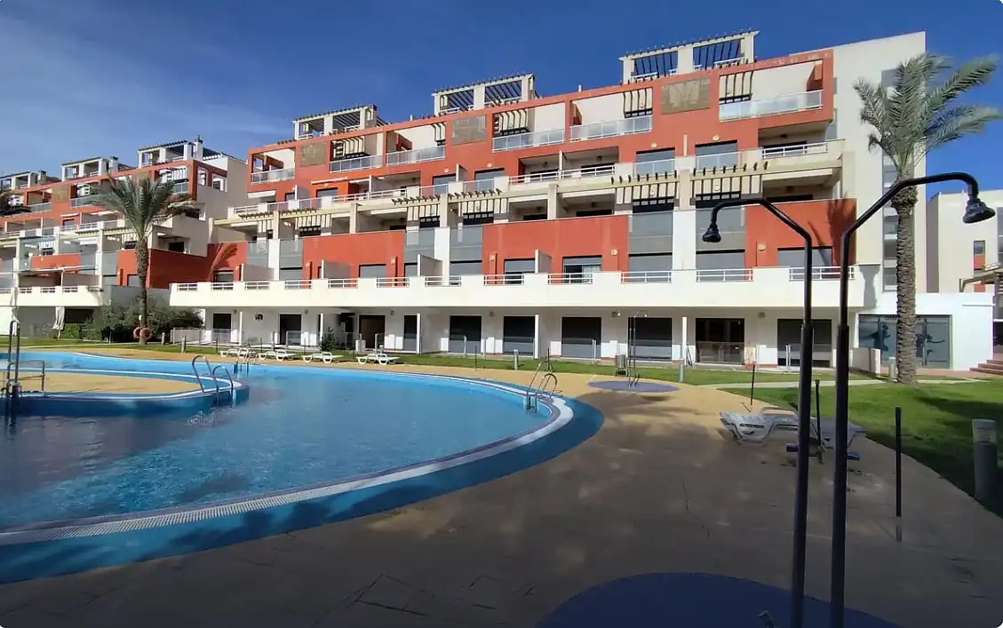 Vista exterior de Apartamento en venta en Vera con Aire acondicionado, Jardín privado y Terraza