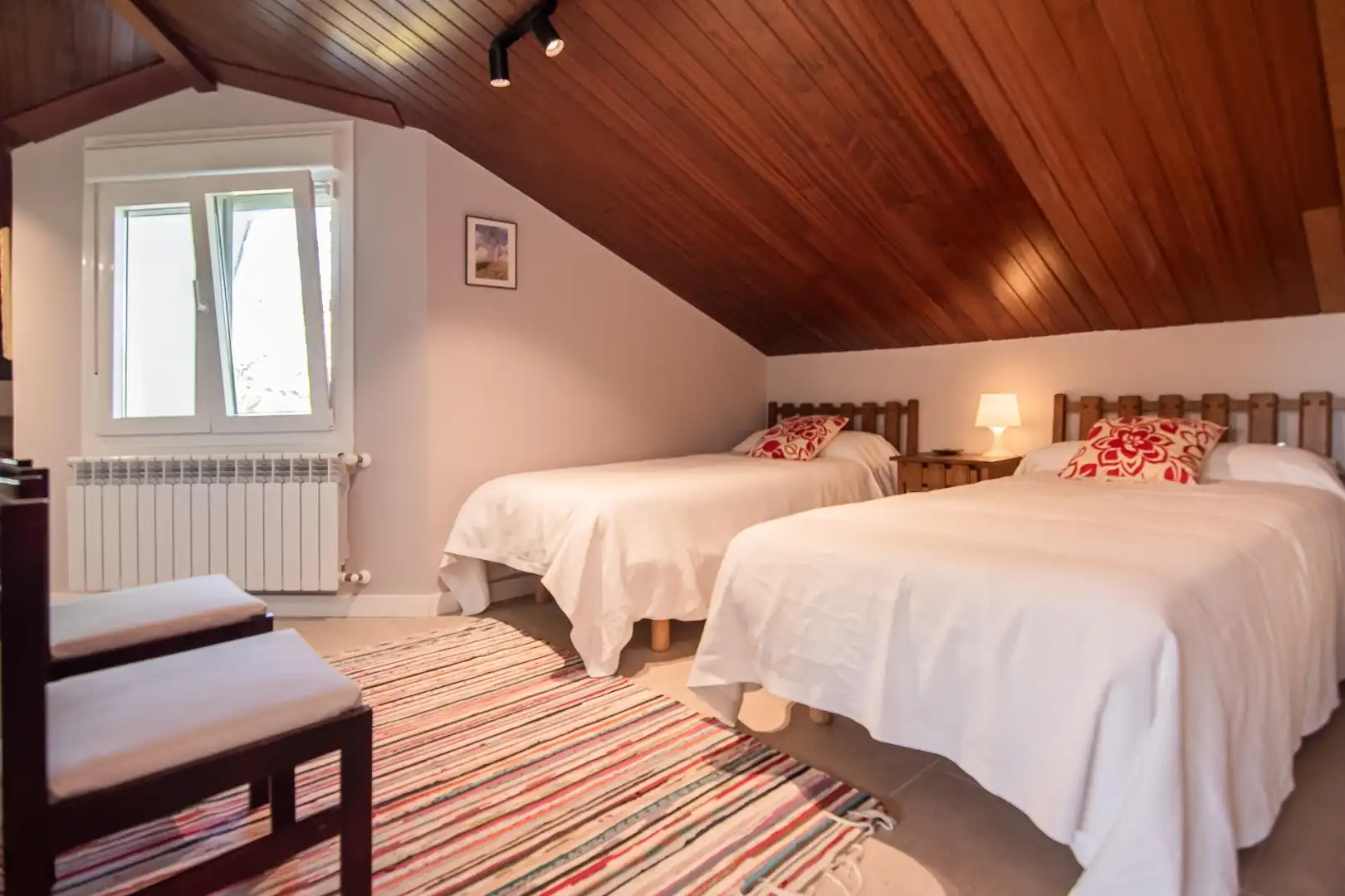 Schlafzimmer von Haus oder Chalet zum Verkauf in Oleiros mit Heizung, Privatgarten und Abstellraum