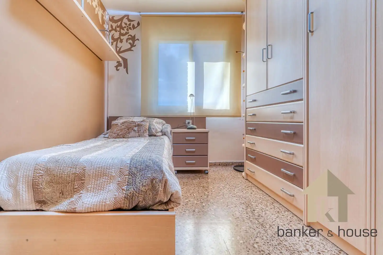 Dormitori de Pis en venda en Cerdanyola del Vallès amb Aire condicionat, Calefacció i Parquet