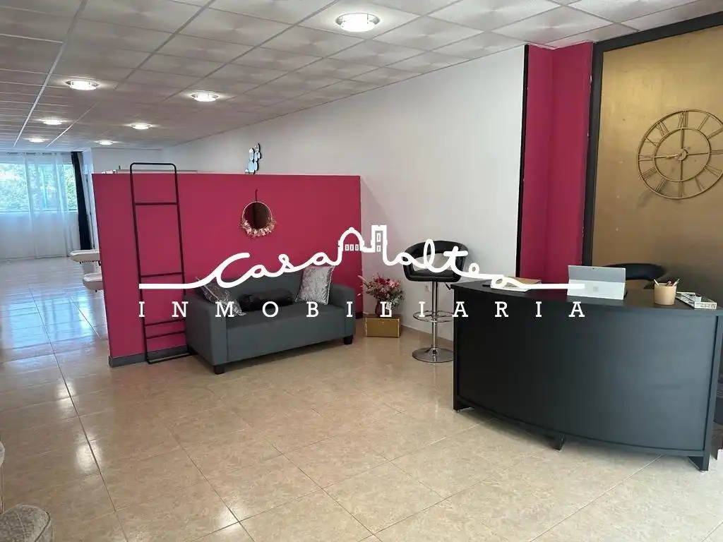 Locale commerciale in affitto a Calle TELLA LA, imagen 5