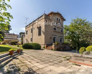 Exterior view of House or chalet for sale in Terrassa  with Swimming Pool
