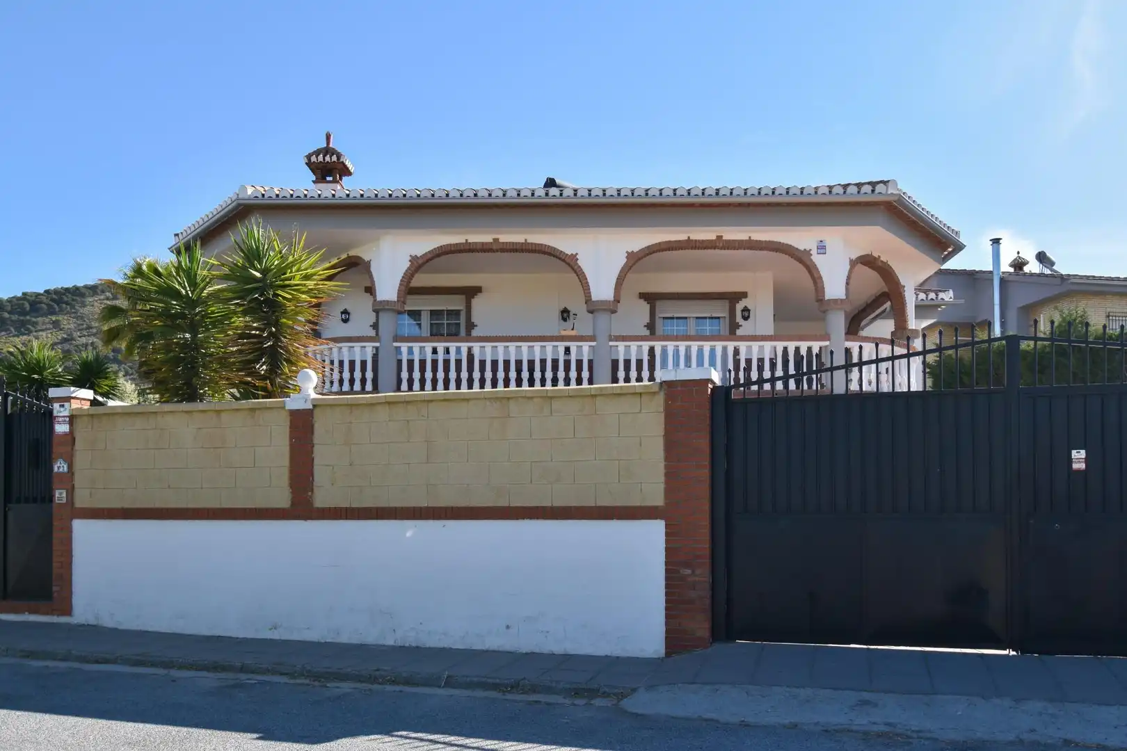 Chalet con piscina en venta en Calle G-1, imagen 4