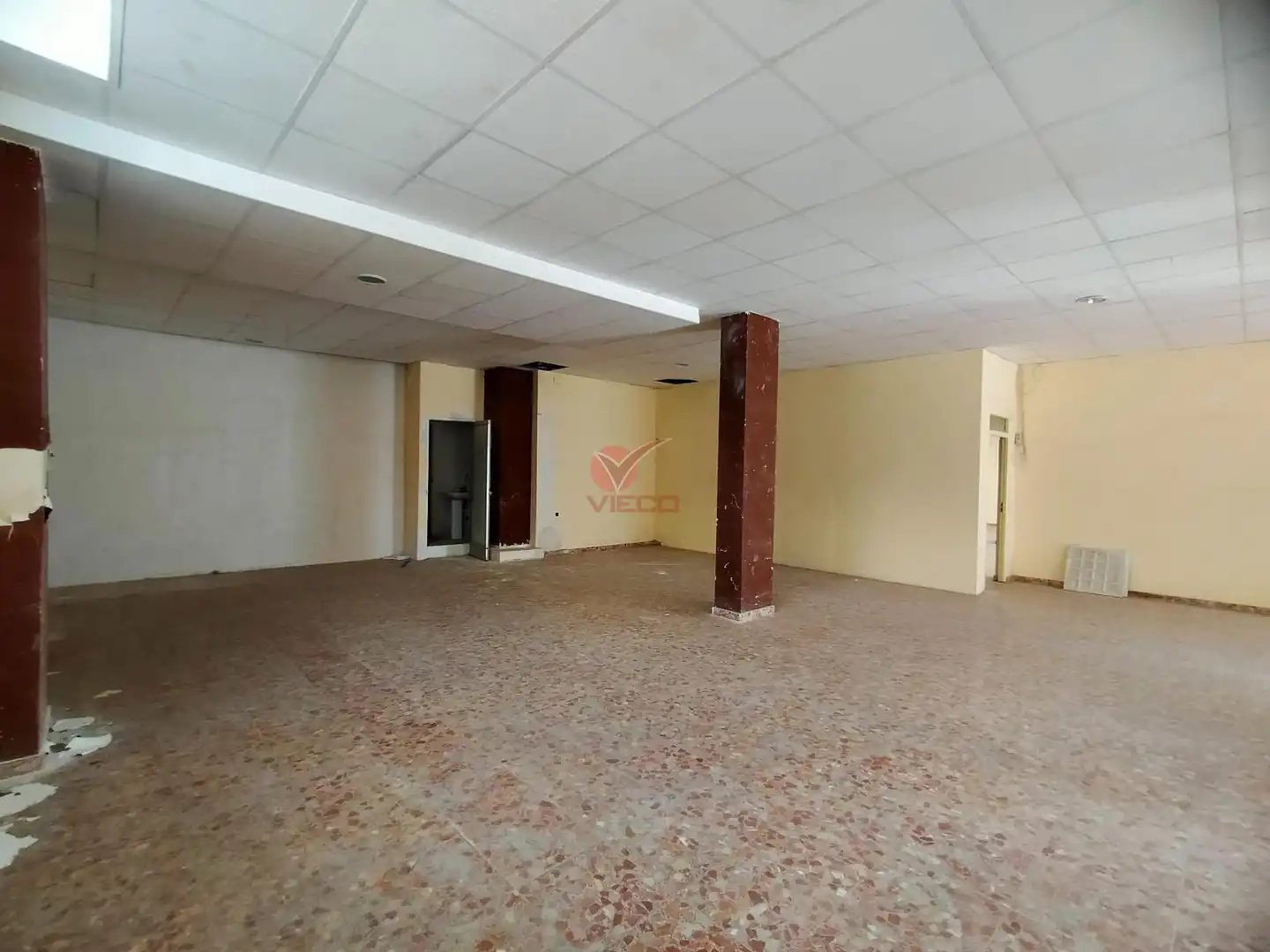 Local comercial en venda a ERAS DEL TIO CAÑAMON, imagen 6