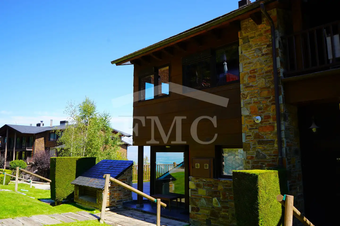 Exterior view of Houses for sale in Alp  with Heating, Parquet flooring and Terrace