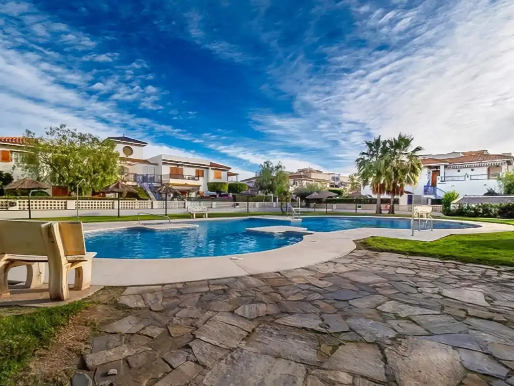 Piscina de Apartamento en venta en Vera con Aire acondicionado, Terraza y Amueblado