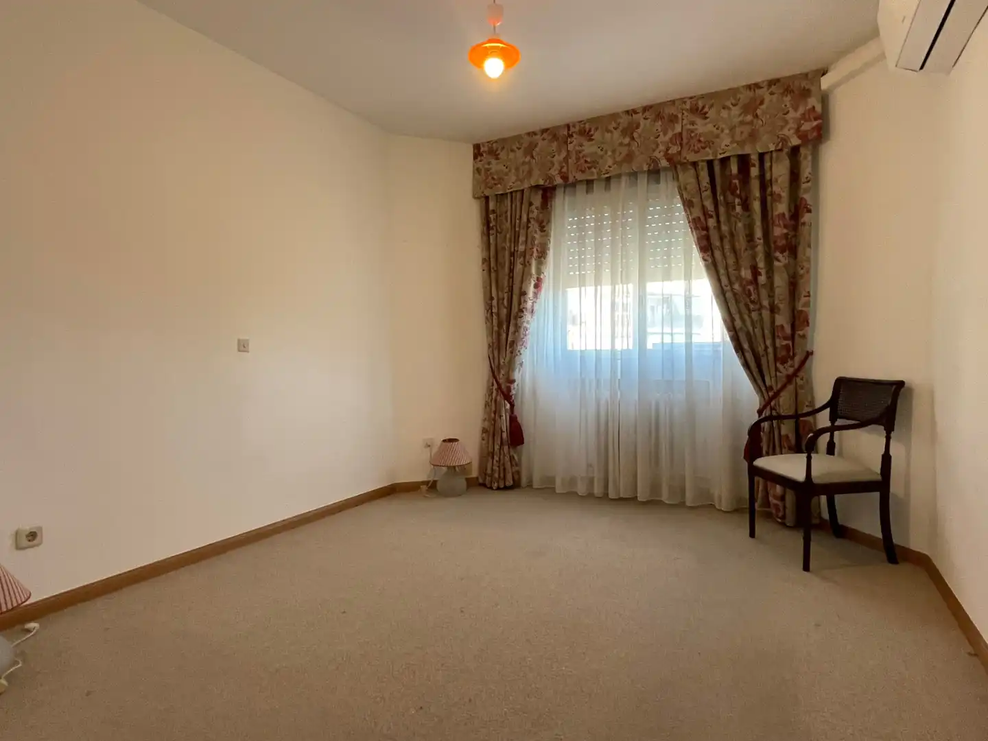 Habitación de Piso en venta en Alcalá de Henares con Aire acondicionado, Calefacción y Terraza