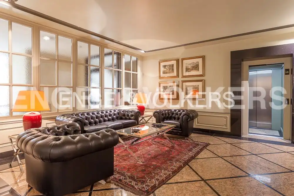 Living room of Flat for rent in Madrid  with Air Conditioner, Heating and Parquet flooring