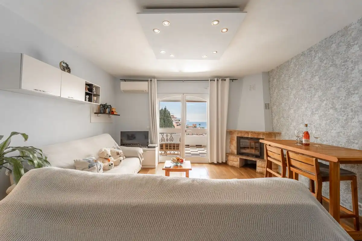 Sala de estar de Planta baja en venta en Nerja con Aire acondicionado, Calefacción y Terraza
