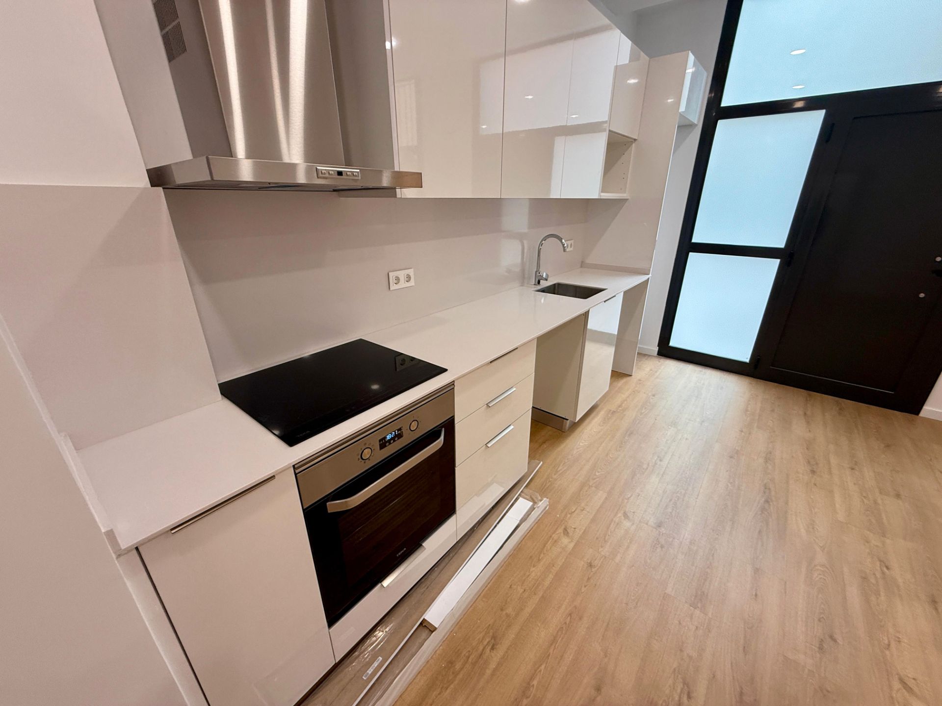 Kitchen of Flat for sale in Sant Boi de Llobregat  with Heating, Terrace and Oven