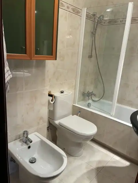 Bany de Pis de lloguer en Getxo  amb Calefacció, Forn i Rentadora