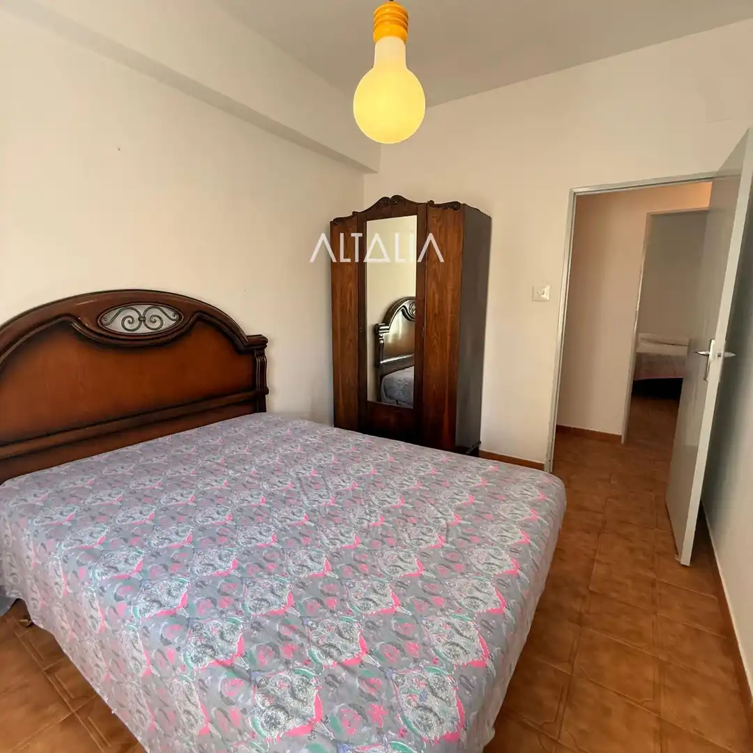 Bedroom of Flat for rent in Cuenca  with Heating and Storage room