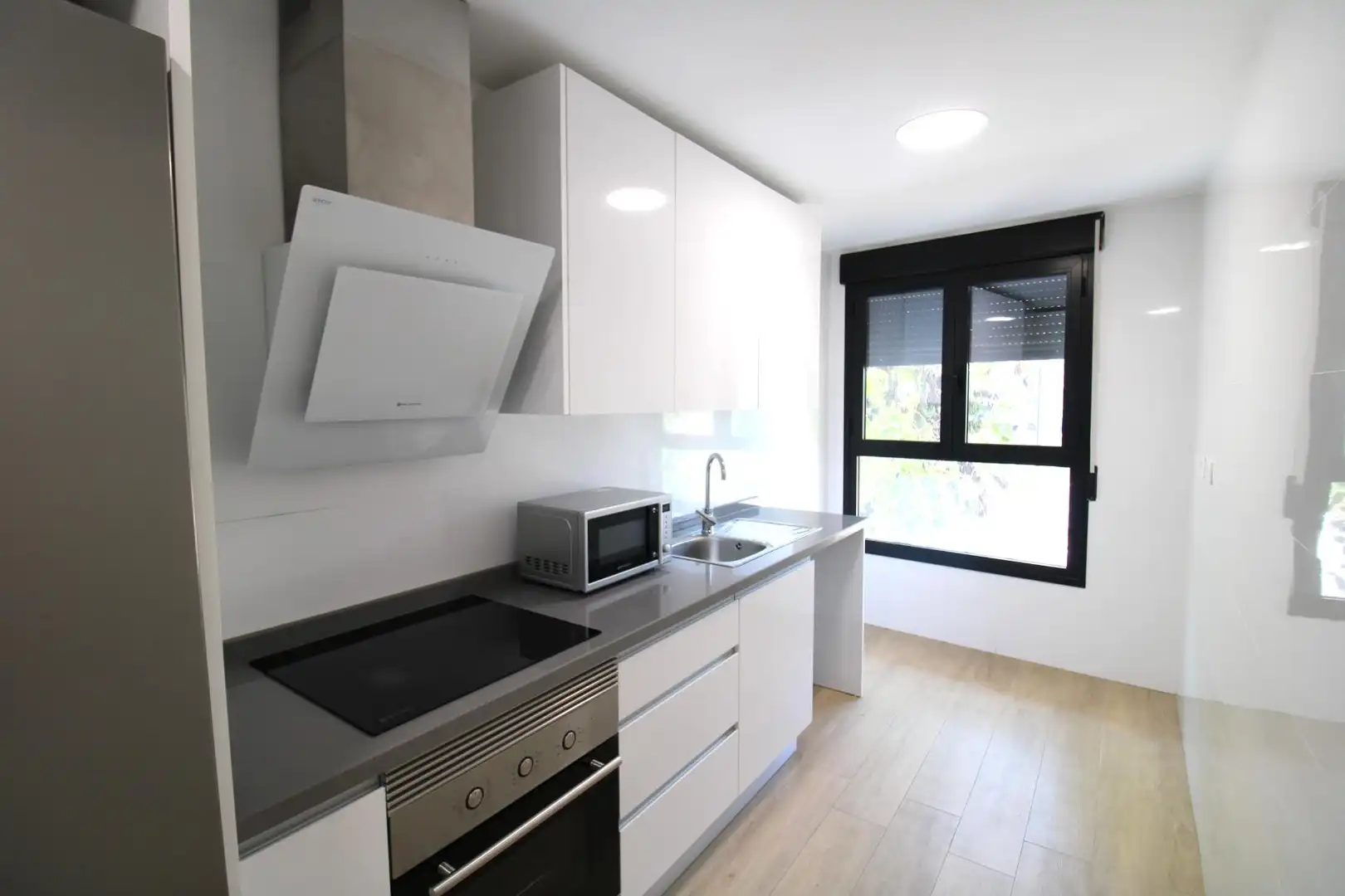 Küche von Wohnung zur Miete in Murcia mit Klimaanlage, Heizung und Möbliert